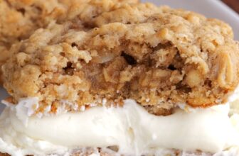 OATMEAL CREAM PIES – The Southern Lady Cooks