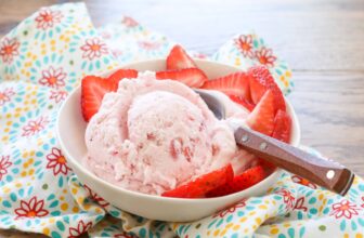 Strawberry Ice Cream – Barefeet in the Kitchen